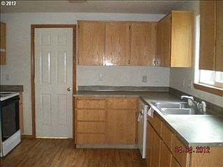 2nd image of 1177 Cramner St