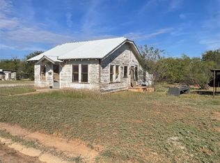 816 W Elliott St, Breckenridge, TX 76424
