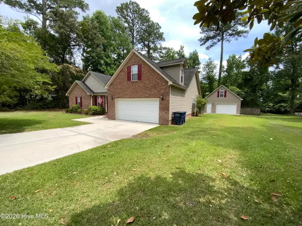 1005 Greenway Drive, Jacksonville, NC 28546