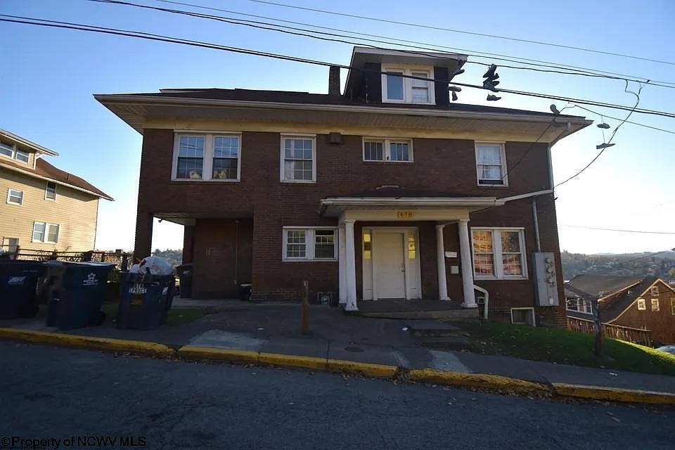 1st image of 678 Spruce St