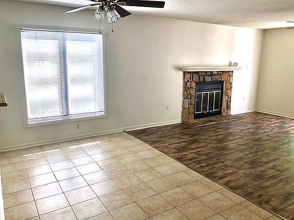 5th image of 1905 Northlake Dr