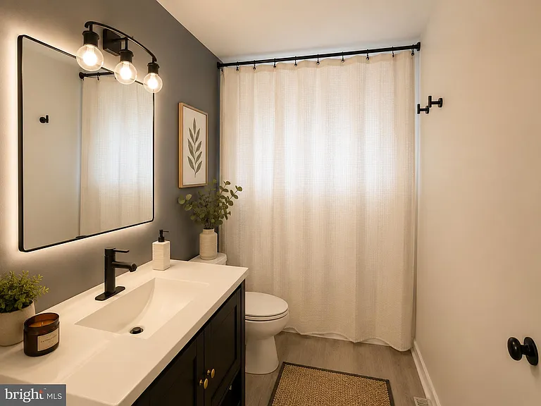 7 Tipton Dr — Photo 18