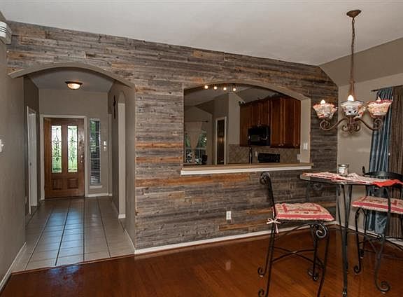 4th image of 9968 Sourwood Dr
