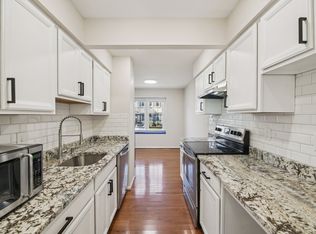 9934 Longford Ct, Vienna, VA 22181