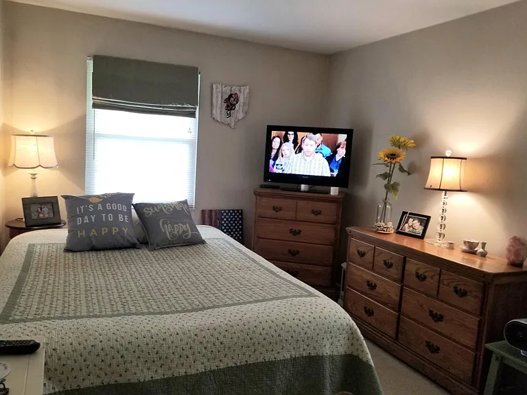 2540 Delavan Dr — Photo 15