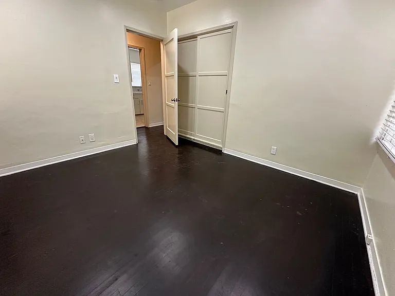 4296 Tujunga Ave — Photo 15