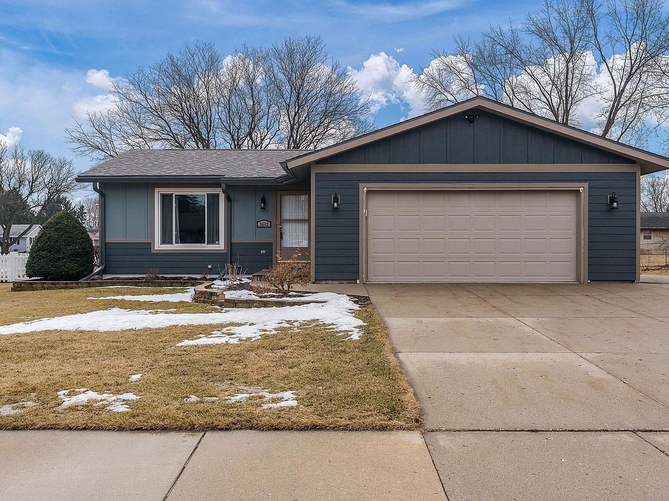 1st image of 3452 Curry Ln