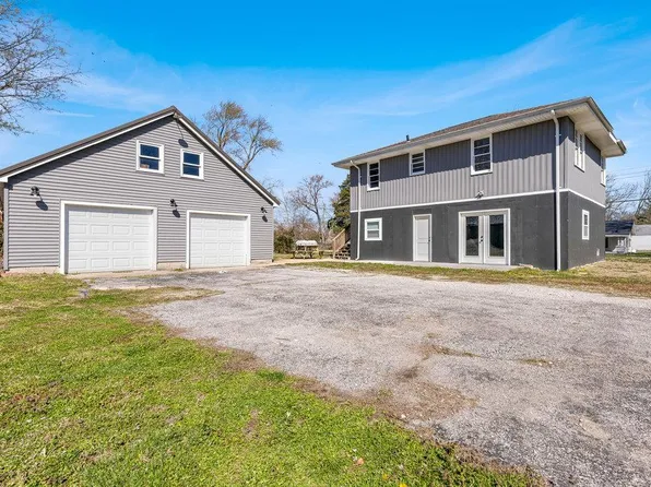 1435 Le Sieur St, Portage Des Sioux, MO 63373