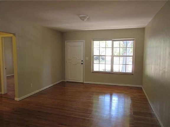 4th image of 191 NW 90th St