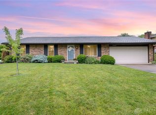 2409 King Richard Pkwy, Miamisburg, OH 45342