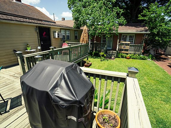5th image of 1809 N Dupre St #B