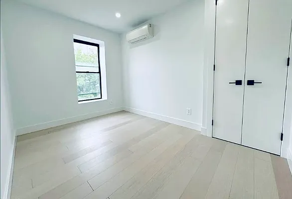 Rented by REAL New York | media 6