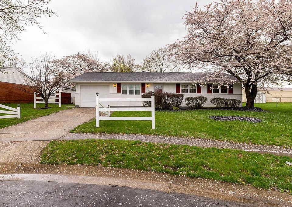1st image of 2035 Arapaho Dr