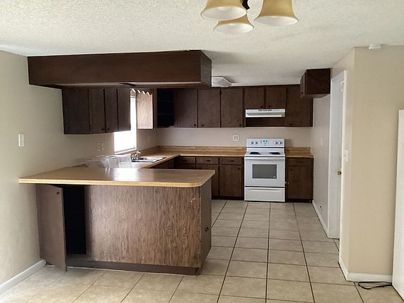 4th image of 4627 S Jordon Ave