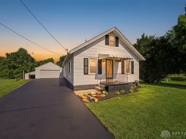 2955 Mechanicsburg Rd, Springfield, OH 45503