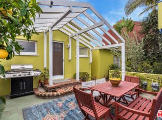 702 Angelus Pl, Venice, CA 90291