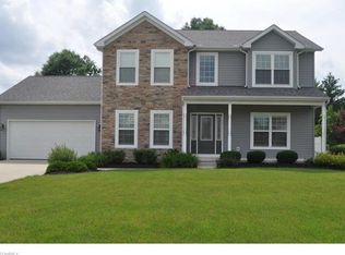 13159 Kensington Dr, Grafton, OH 44044