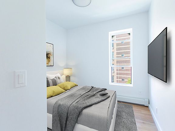 5th image of 775 42nd St Unit 3L