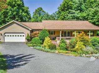 5 Burnette Dr, Black Mountain, NC 28711