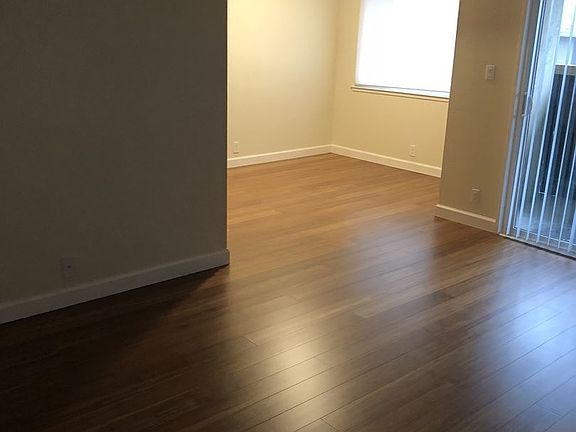 3rd image of 2200 Princeton Dr APT 106