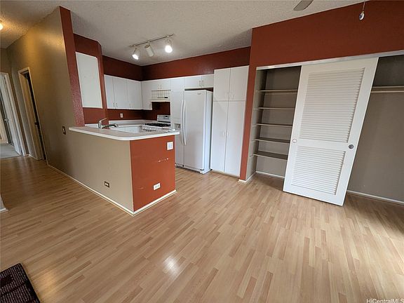 5th image of 91-1100 Puahala St APT 20T