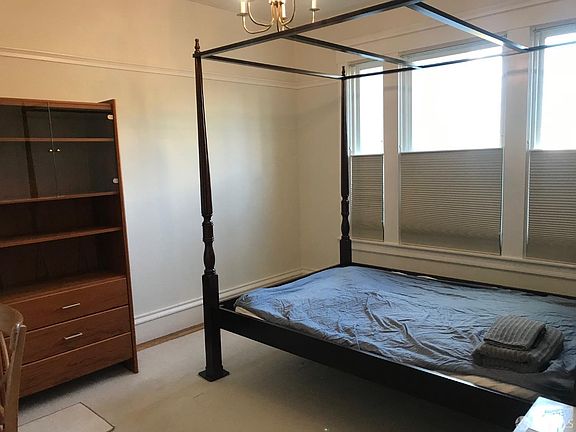 5th image of 1822 Anza St