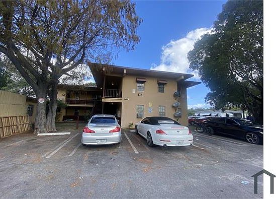 2nd image of 1401 NW 3rd Ct #10