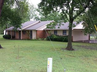 211 S McKinley Ave, Calera, OK 74730