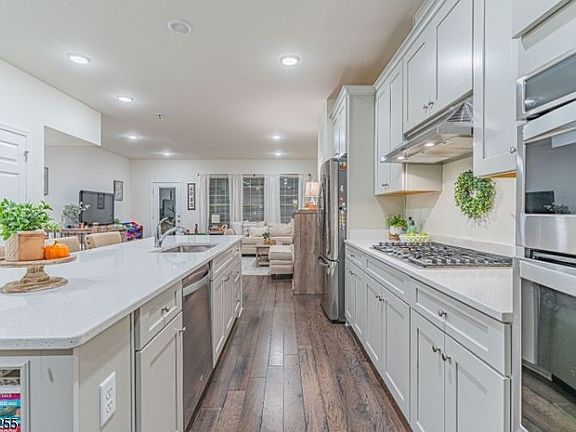 4th image of 11 Braeburn Ct