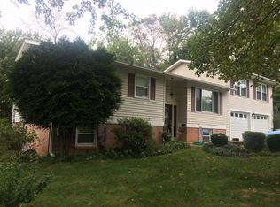 9932 Colony Rd, Fairfax, VA 22030