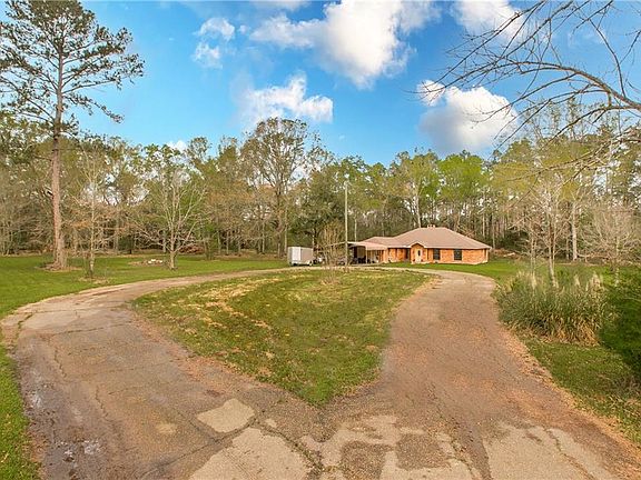 3rd image of 26000 Robertson Rd