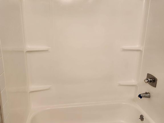 3rd image of 222 Sandpiper Dr APT 1