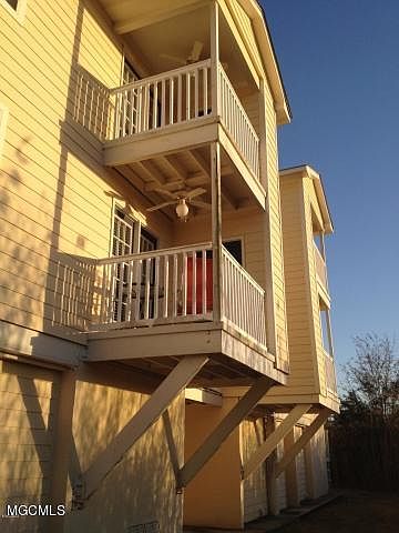 1st image of 2421 Beach View Dr #G08