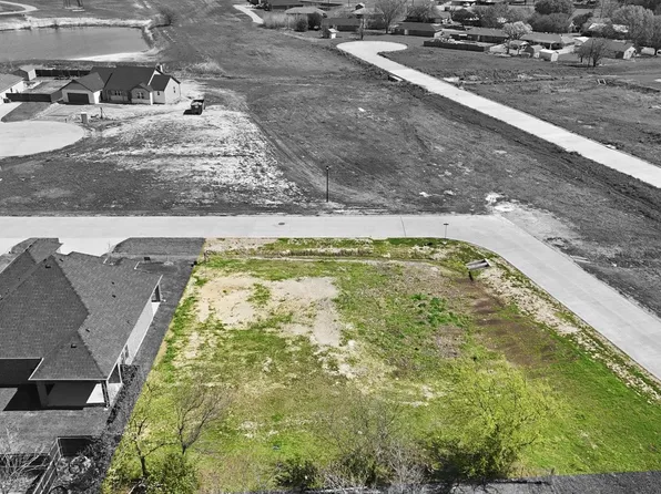 719 Escovedo Dr, Italy, TX 76651