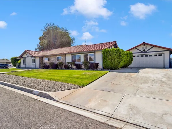 26600 Corona Dr, Helendale, CA 92342