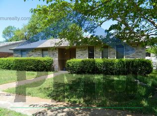 9835 Sophora Cir, Dallas, TX 75249