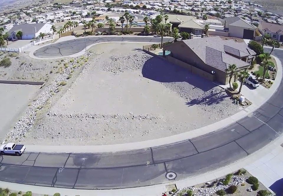 1st image of 2903 Desert Heights Drive