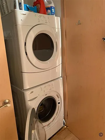 239 E Chicago St #206 — Photo 10