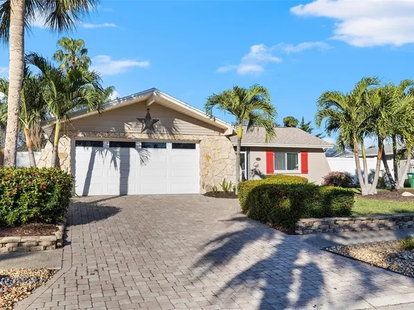 9538 118th St, Seminole, FL 33772