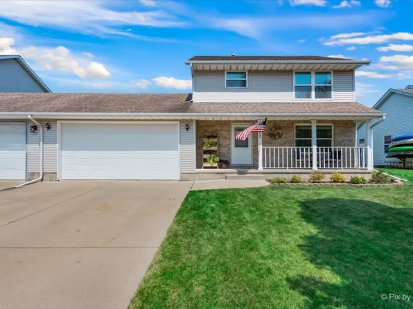 717 Redwood Ct, Genoa, IL 60135