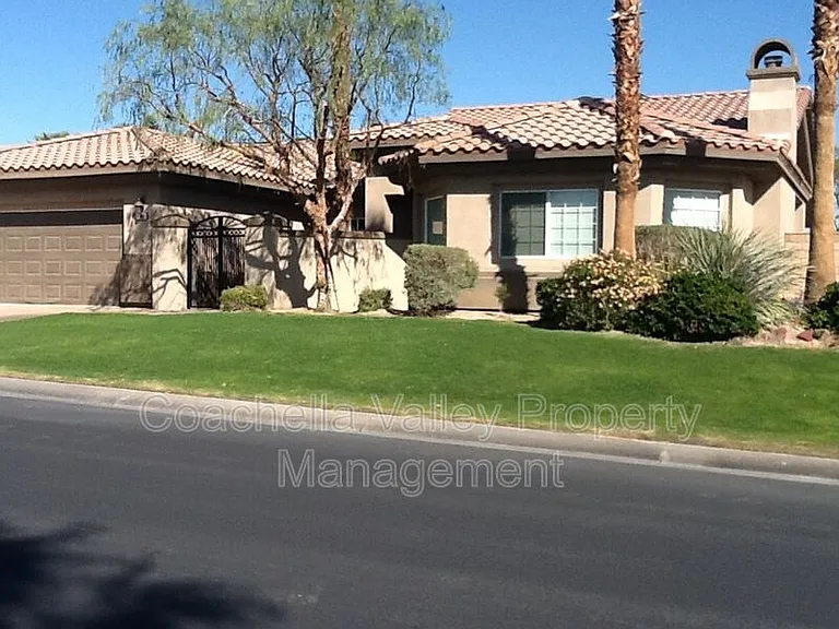 109 Clearwater Way — Photo 3