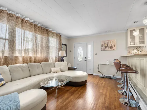 426 Jefferson St, Lansdale, PA 19446