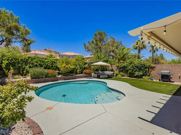 3237 Ridgecliff St, Las Vegas, NV 89129