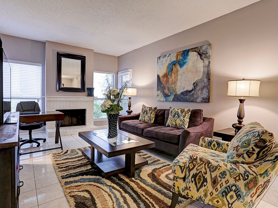 Beautifully furnished and remodeled in 2015.
