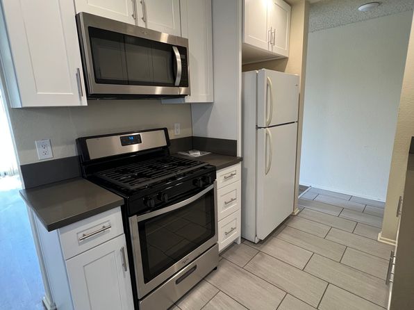 1670 Manning Ave #201