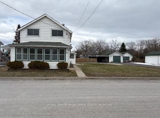 61 John St S, Belleville, ON K8N 1J8