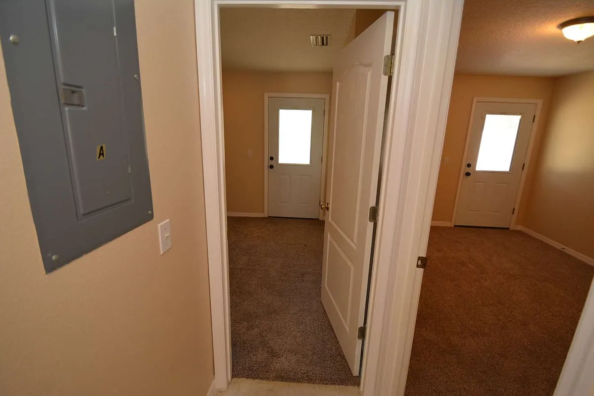 4 Wheeler Pl Unit B — Photo 4