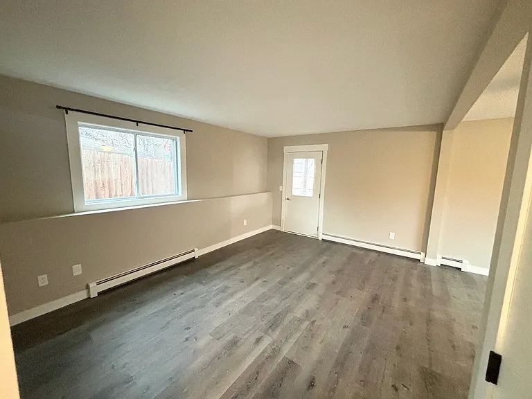 4310 Grainwood Cir NE — Photo 20