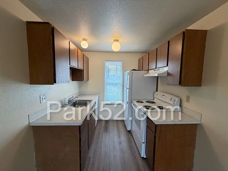 6601 S Tyler St #13 — Photo 3