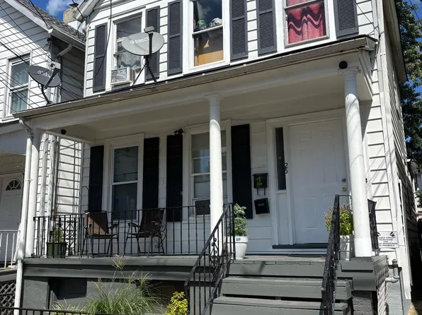 25 Hartwell St, New Brunswick, NJ 08901